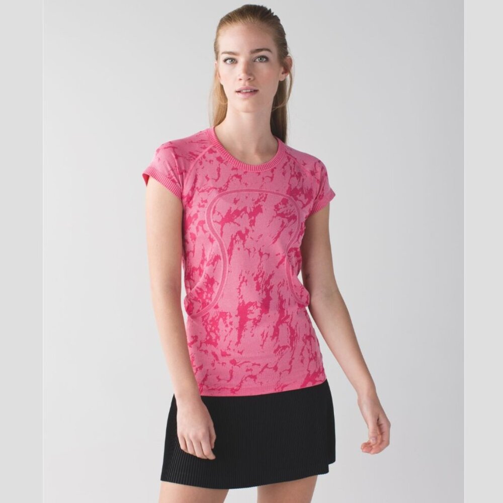 Pink Lululemon Swiftly Tech Short Sleeve Crew~12